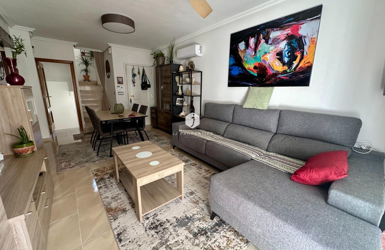 Resale - Chalet -
San Miguel de Salinas - Residencial Los Flamencos