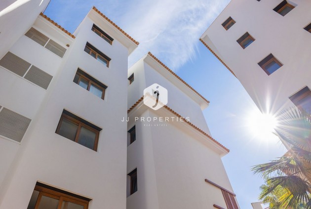 Resale - Apartment / flat -
Torrevieja - Punta prima