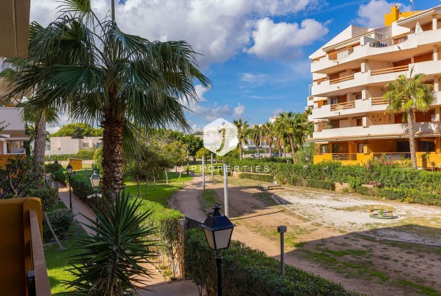 Resale - Apartment / flat -
Torrevieja - Punta prima
