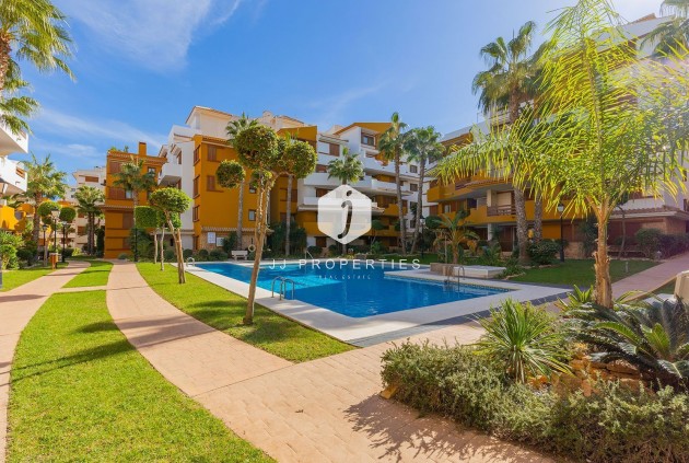 Resale - Apartment / flat -
Torrevieja - Punta prima
