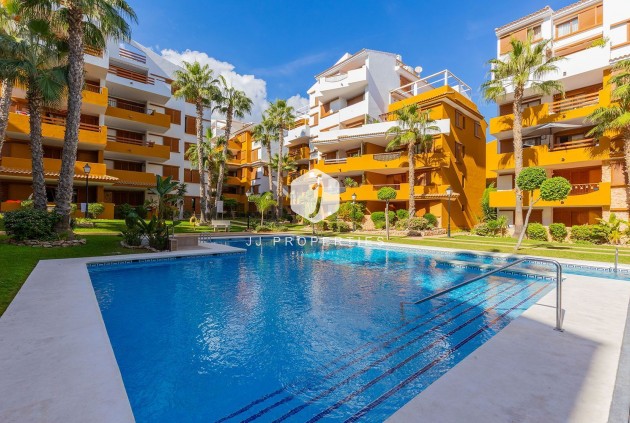 Resale - Apartment / flat -
Torrevieja - Punta prima