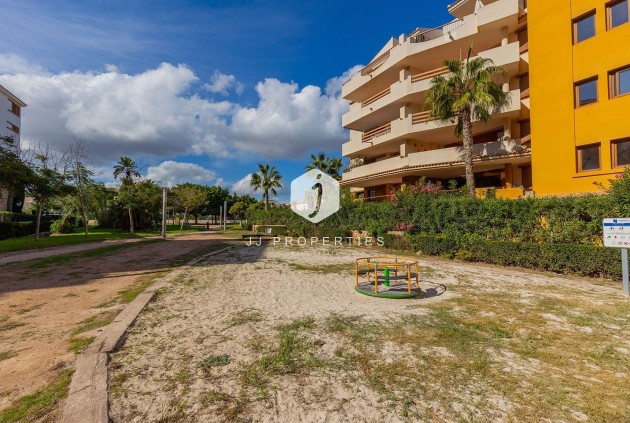 Resale - Apartment / flat -
Torrevieja - Punta prima