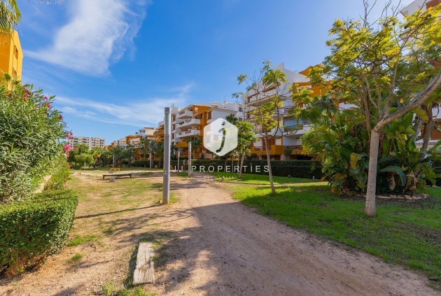 Resale - Apartment / flat -
Torrevieja - Punta prima