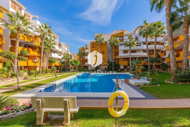 Resale - Apartment / flat -
Torrevieja - Punta prima