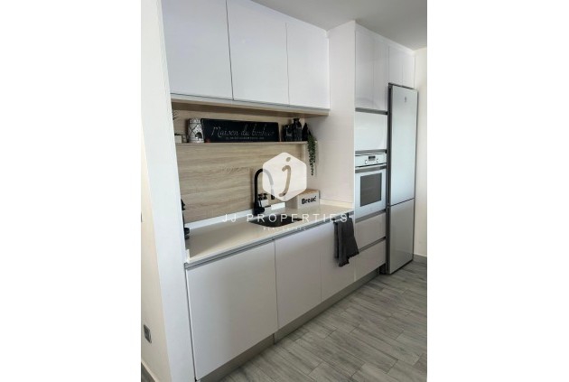 Resale - Villa -
Daya Vieja - Costa Blanca