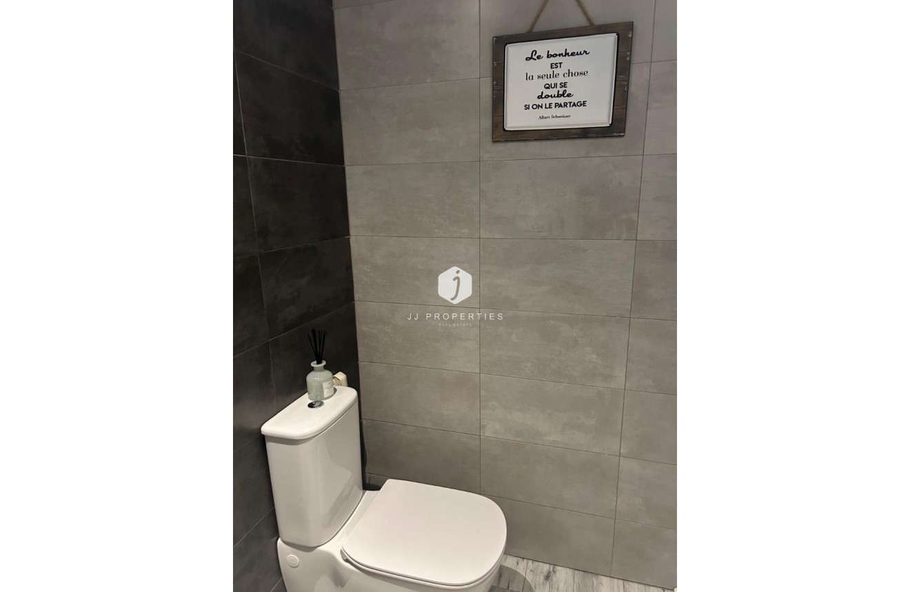 Resale - Villa -
Daya Vieja - Costa Blanca