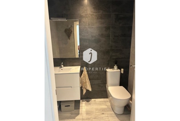 Resale - Villa -
Daya Vieja - Costa Blanca