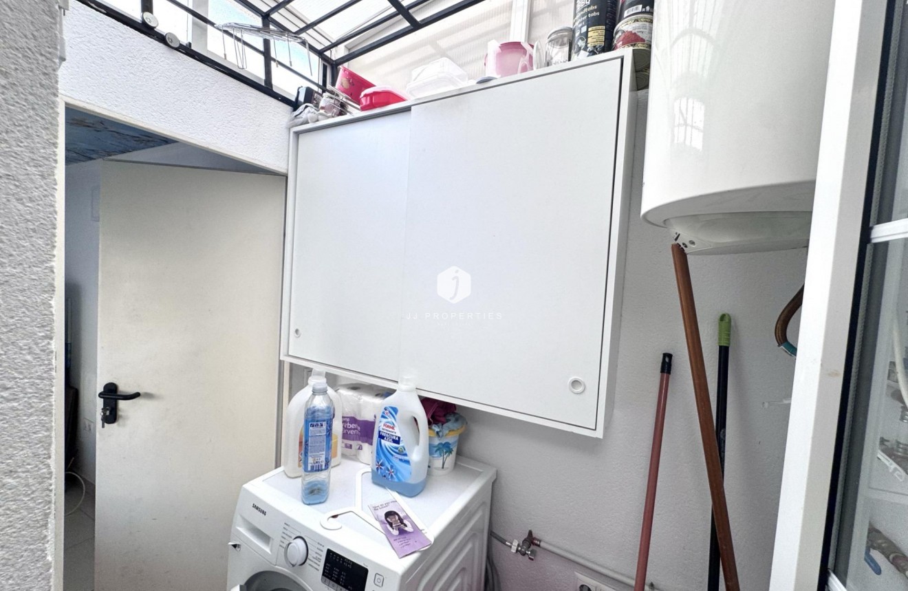 Resale - Chalet -
Orihuela Costa - Playa Flamenca