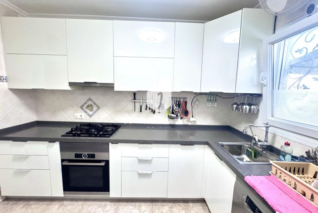 Resale - Chalet -
Orihuela Costa - Playa Flamenca