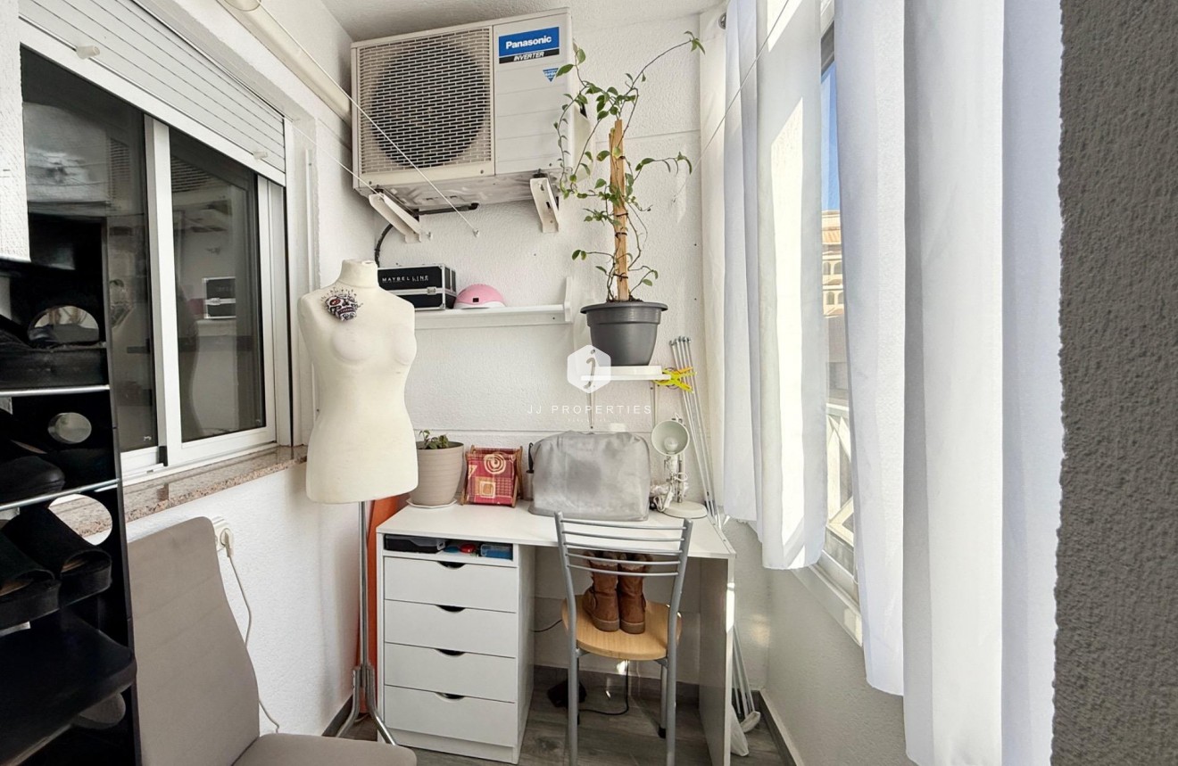 Resale - Apartment / flat -
Torrevieja - PARQUE DE LAS NACIONES