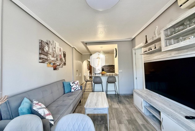 Resale - Apartment / flat -
Torrevieja - PARQUE DE LAS NACIONES