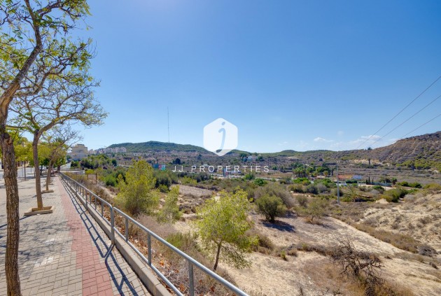 Resale - Apartment / flat -
Guardamar del Segura - Pueblo