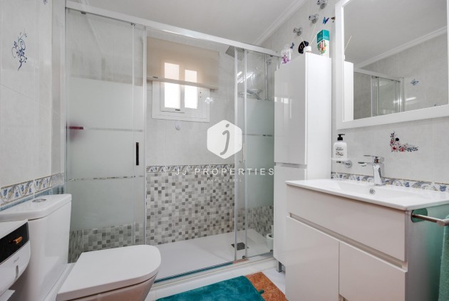 Resale - Apartment / flat -
Guardamar del Segura - Pueblo