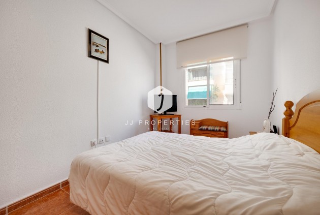 Resale - Apartment / flat -
Guardamar del Segura - Pueblo