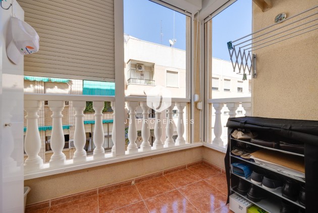 Resale - Apartment / flat -
Guardamar del Segura - Pueblo