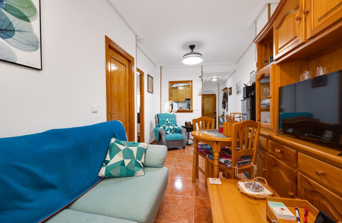 Resale - Apartment / flat -
Guardamar del Segura - Pueblo