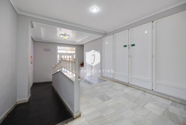 Resale - Apartment / flat -
Guardamar del Segura - Pueblo