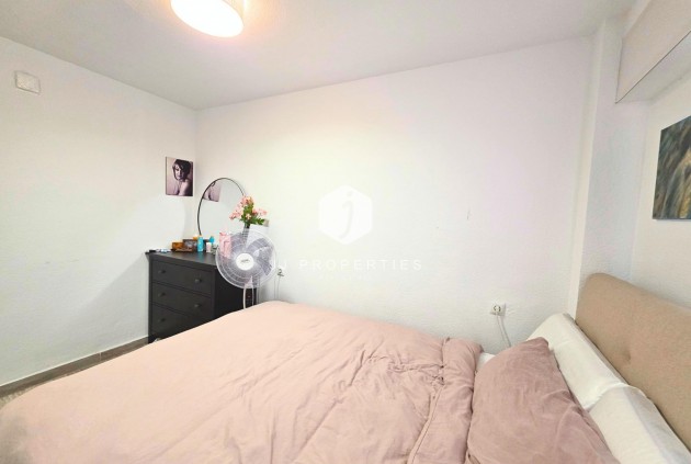 Resale - Apartment / flat -
Torrevieja - Playa del Cura