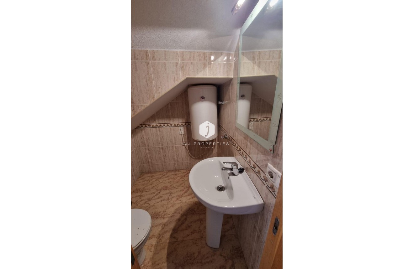 Resale - Chalet -
Orihuela Costa - Villamartín-las Filipinas