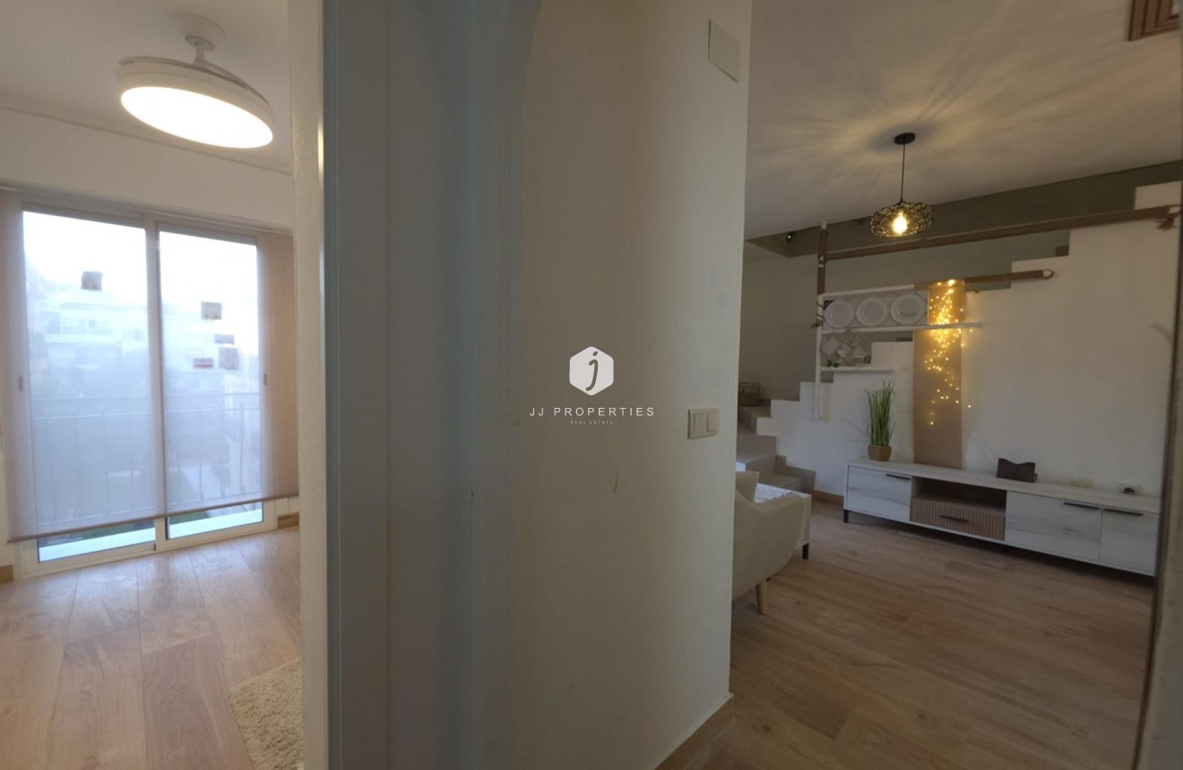 Resale - Penthouse -
Torrevieja - Cala Ferris