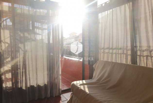 Resale - Bungalow -
Orihuela Costa - Punta Prima