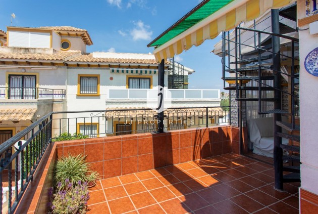 Resale - Bungalow -
Orihuela Costa - Punta Prima