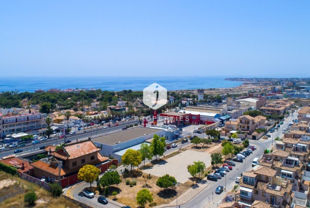 Resale - Bungalow -
Orihuela Costa - Punta Prima