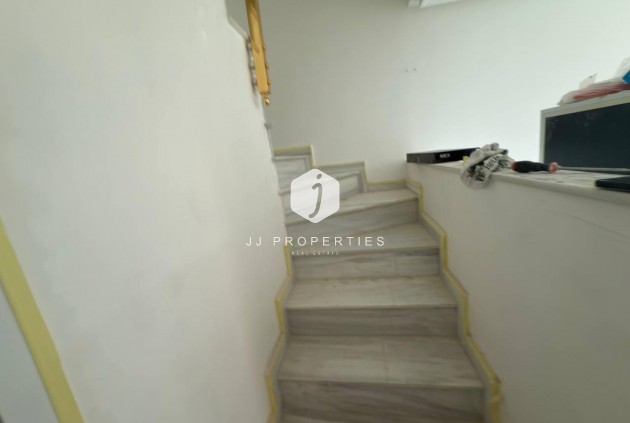 Resale - Chalet -
Torrevieja - aguas nuevas