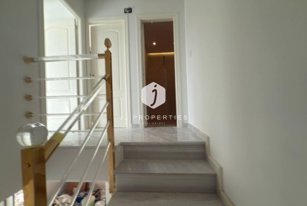 Resale - Chalet -
Torrevieja - aguas nuevas