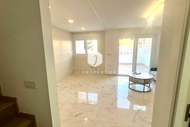 Resale - Chalet -
Torrevieja - Los Balcones - Los Altos del Edén