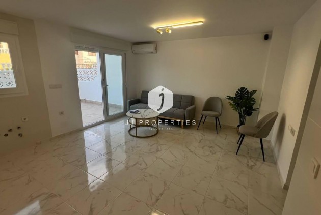 Resale - Chalet -
Torrevieja - Los Balcones - Los Altos del Edén