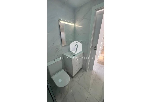 Resale - Chalet -
Torrevieja - Los Balcones - Los Altos del Edén