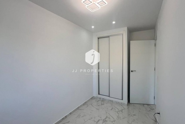 Resale - Chalet -
Torrevieja - Los Balcones - Los Altos del Edén