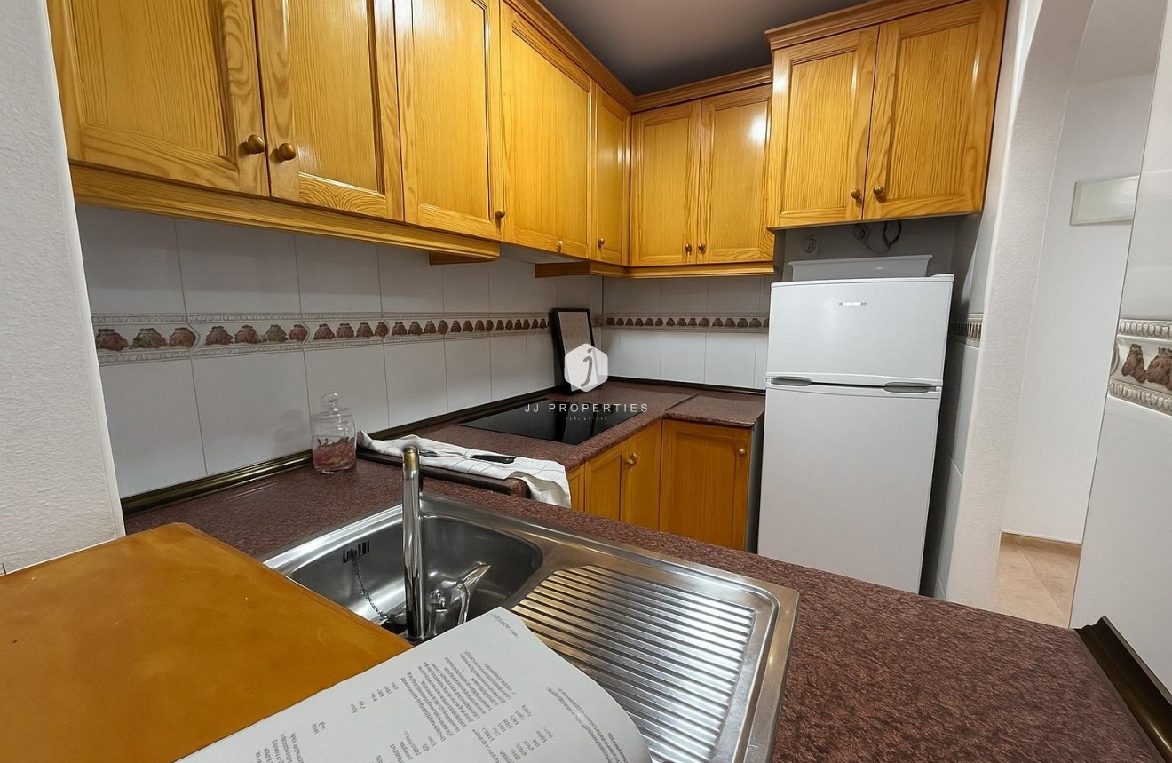 Resale - Apartment / flat -
Torrevieja - Habaneras