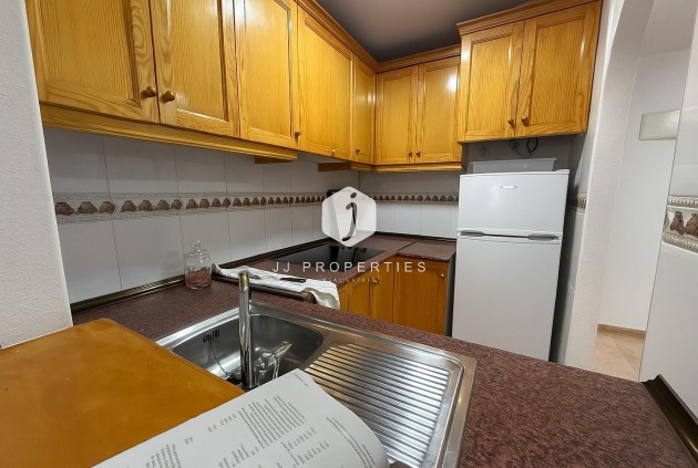 Resale - Apartment / flat -
Torrevieja - Habaneras