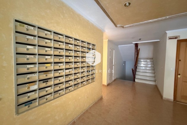 Resale - Apartment / flat -
Torrevieja - Habaneras