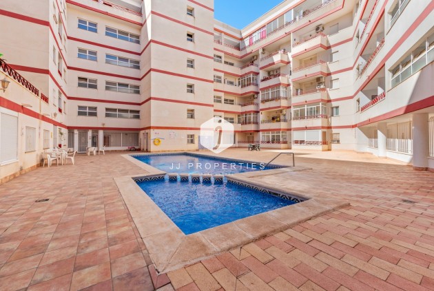 Resale - Apartment / flat -
Torrevieja - Costa Blanca