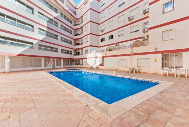 Resale - Apartment / flat -
Torrevieja - Costa Blanca