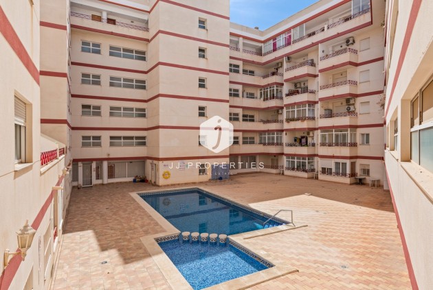 Resale - Apartment / flat -
Torrevieja - Costa Blanca