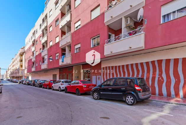 Resale - Apartment / flat -
Torrevieja - Costa Blanca