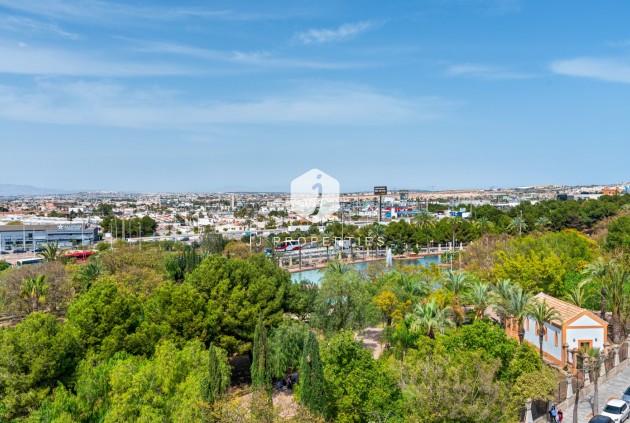 Resale - Apartment / flat -
Torrevieja - Costa Blanca