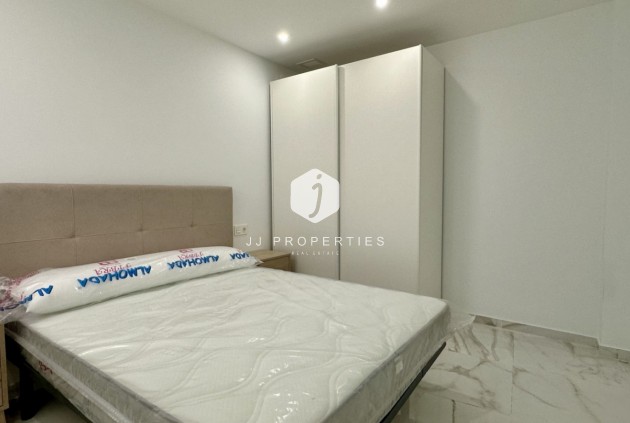 Resale - Apartment / flat -
Torrevieja - Costa Blanca