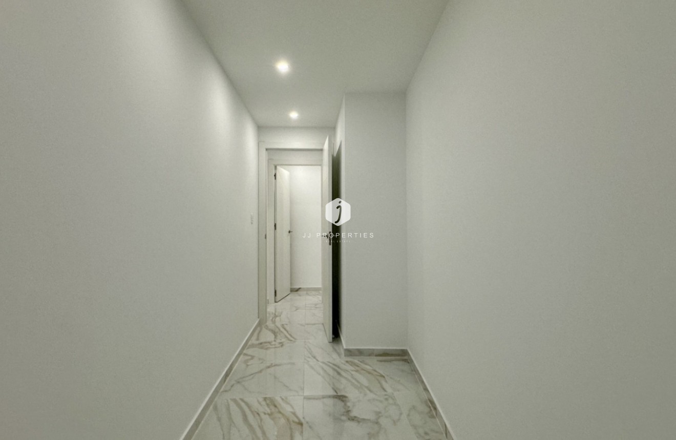 Resale - Apartment / flat -
Torrevieja - Costa Blanca