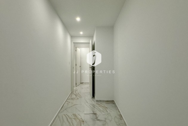 Resale - Apartment / flat -
Torrevieja - Costa Blanca