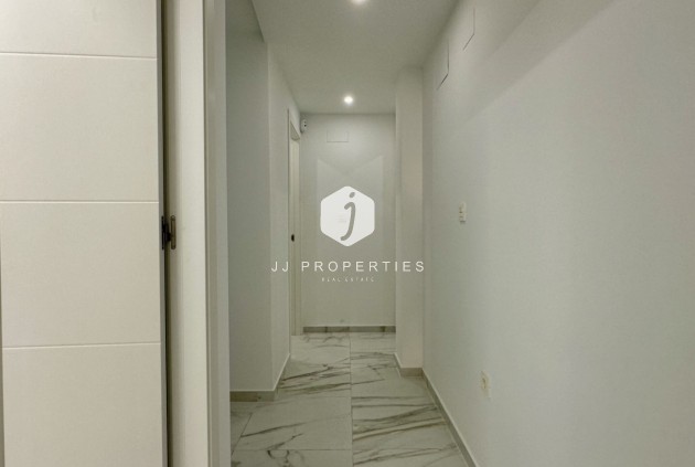 Resale - Apartment / flat -
Torrevieja - Costa Blanca