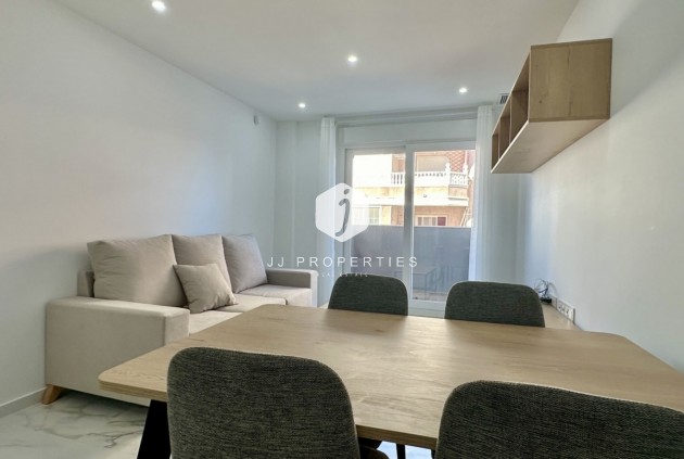 Resale - Apartment / flat -
Torrevieja - Costa Blanca