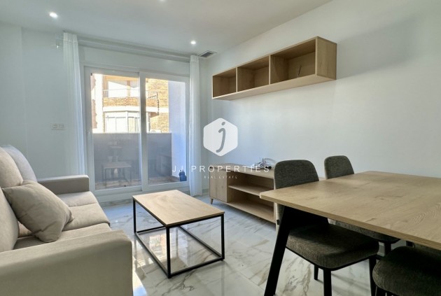 Resale - Apartment / flat -
Torrevieja - Costa Blanca