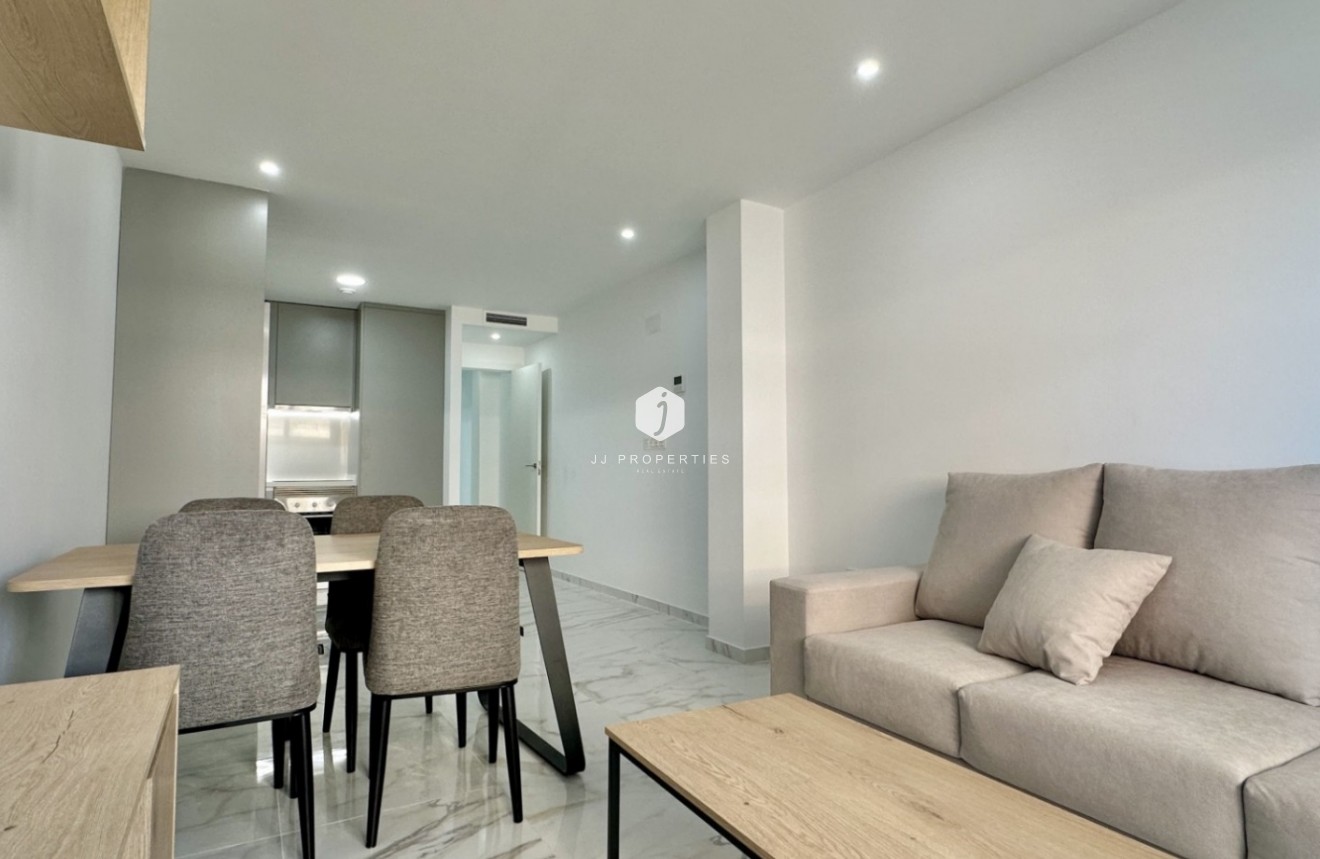 Resale - Apartment / flat -
Torrevieja - Costa Blanca