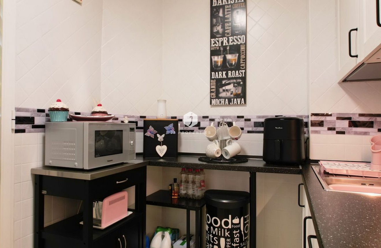 Resale - Apartment / flat -
Rojales - Inland