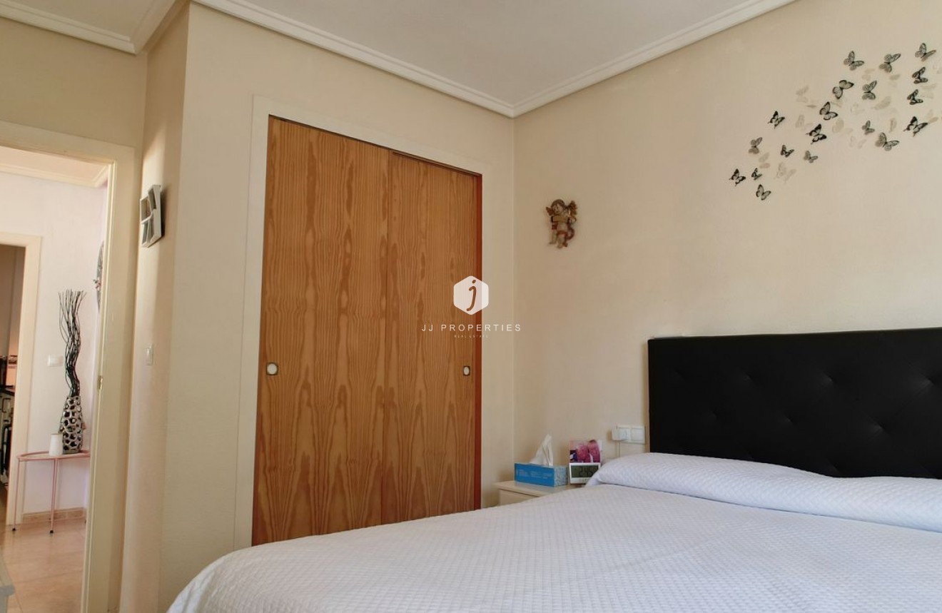 Resale - Apartment / flat -
Rojales - Inland